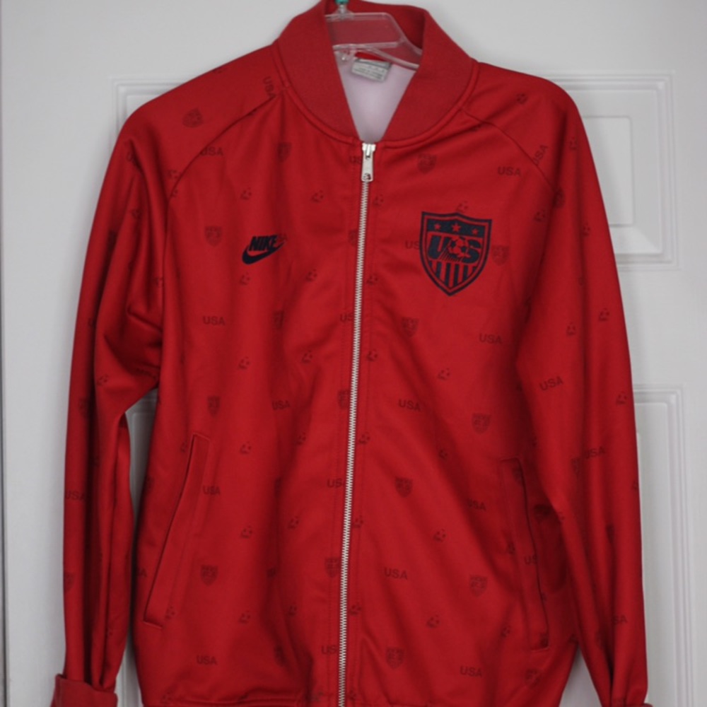 nike women’s soccer jacket